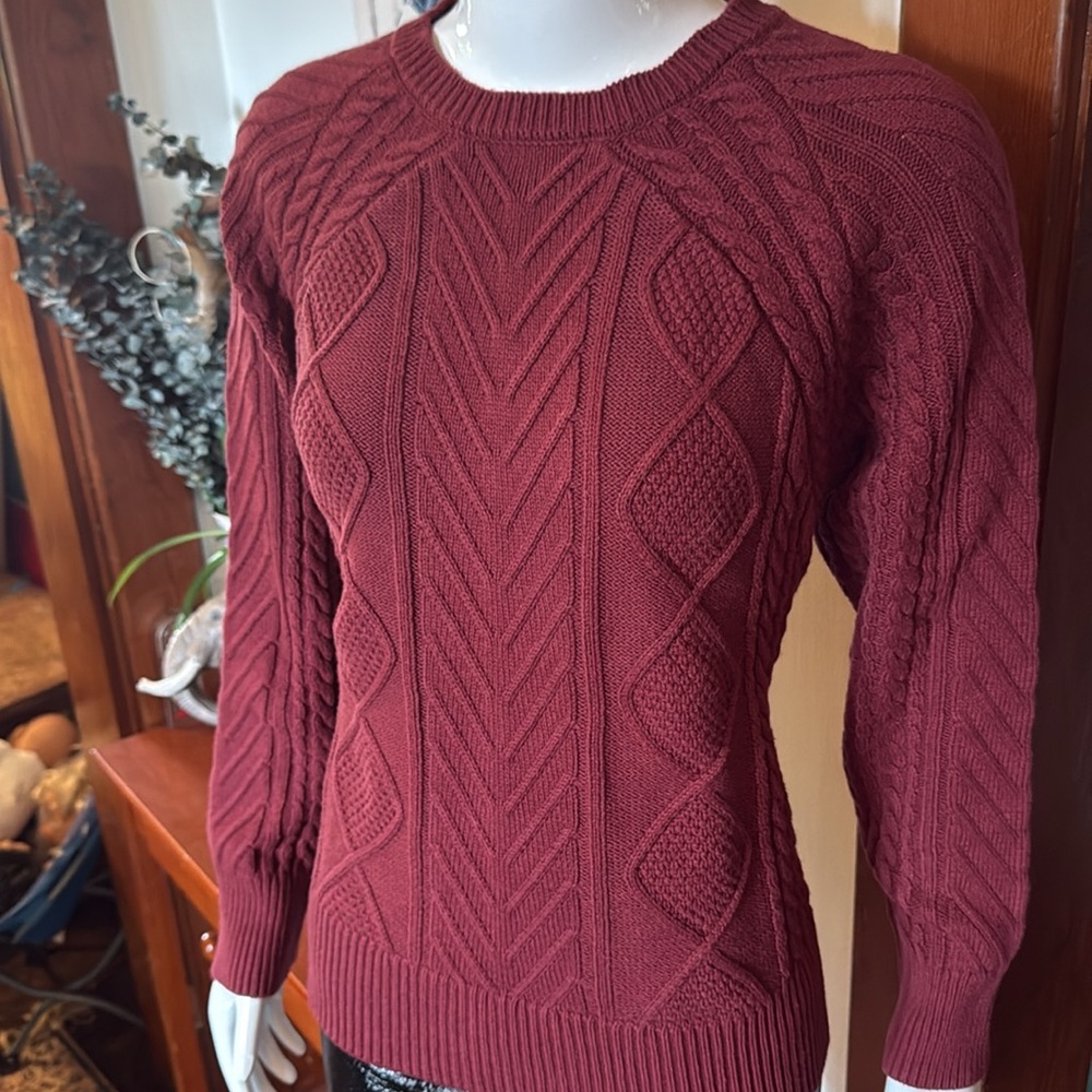 NWT FDJ size small Women's Burgundy Cable Knit Sweater